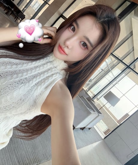 Rhinestone Cable Knit Sleeveless Top
