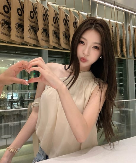 Dress Chiffon One Shoulder Shirt