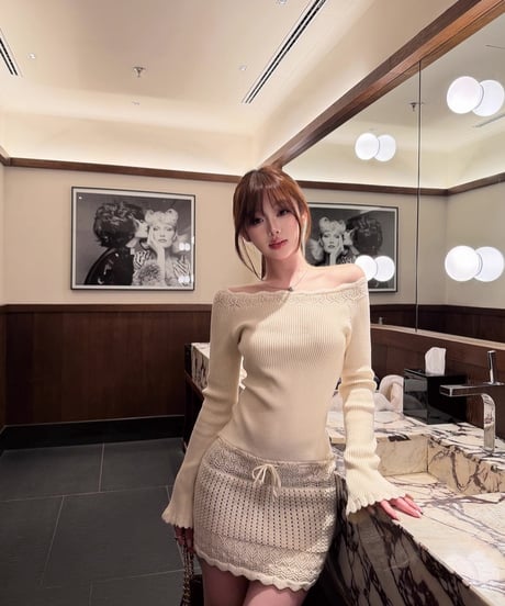 Off Shoulder Hollow Knit OP