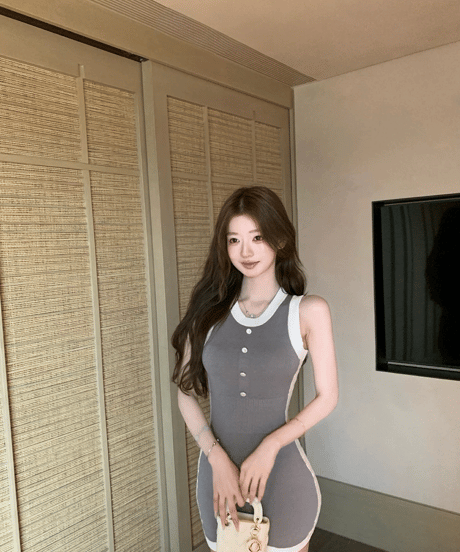 Gray Slim Knit OP