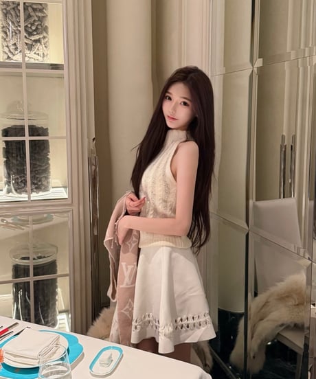 Rhinestone Cable Knit Sleeveless Top