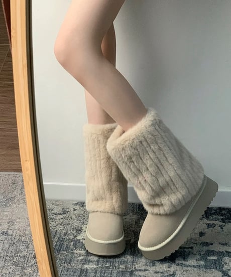 Snow Far Mouton Boots
