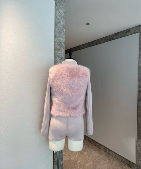 Pink fur Knit Setup