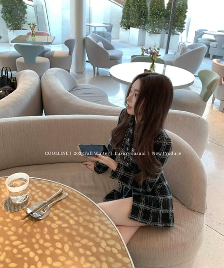 Feminine Wool Check Jacket
