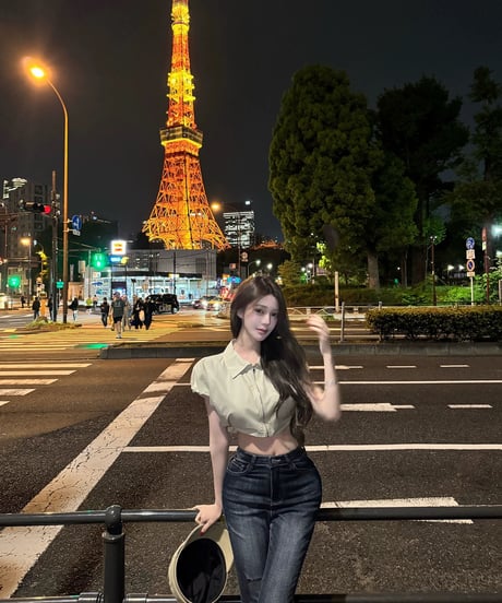 Puff-Sleeve Short Shirt+Leather Tulip Skirt