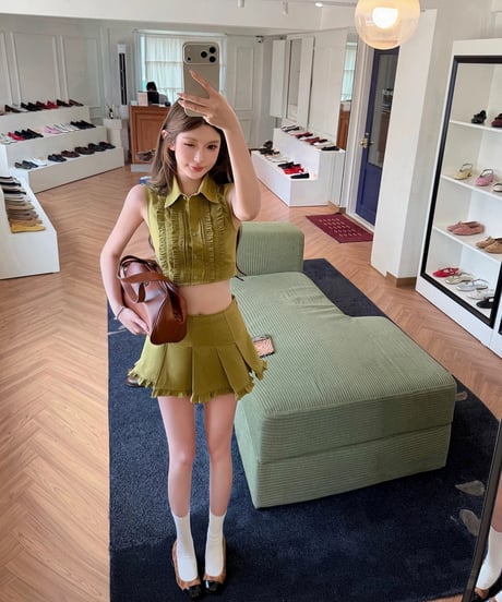 Ruffle cropped Vest + Pleated Mini Skirt 【Green】