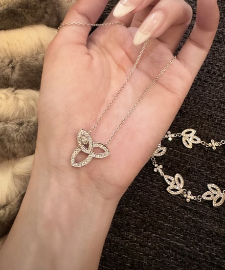 Leaf Silver Necklace