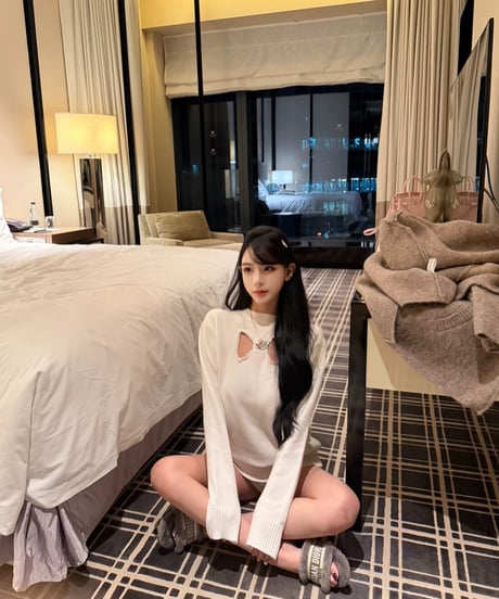 Ribbon Hollow Knit Sweater