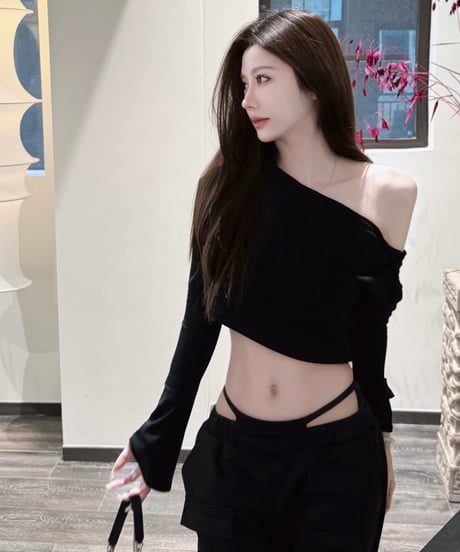 Sexy Fake shorts Cargo Pants& Hoodie Tops