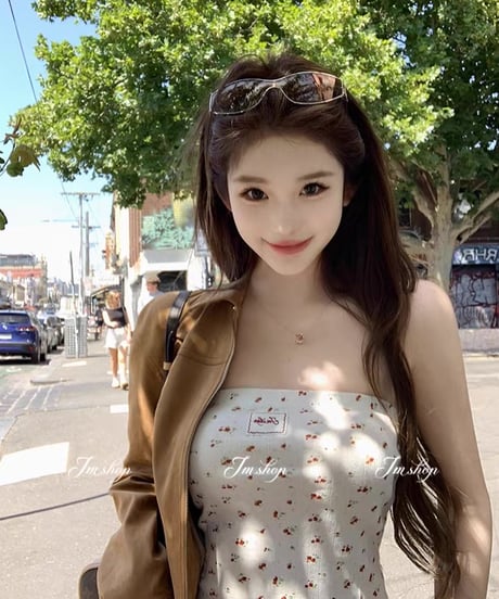 Flower Bandeau Top