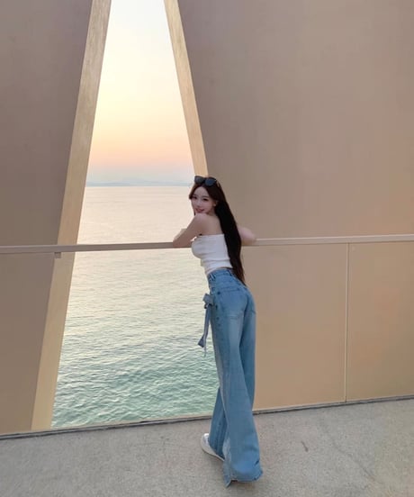 Ribbon Rhinestone Denim Pants