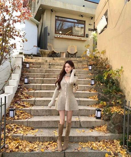Halter Neck Knit OP
