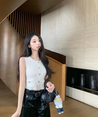Embroidery Boa Vest 【White】【※在庫あり5日以内配送商品】