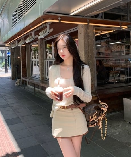 Classic Leather Skirt ＋ Belt