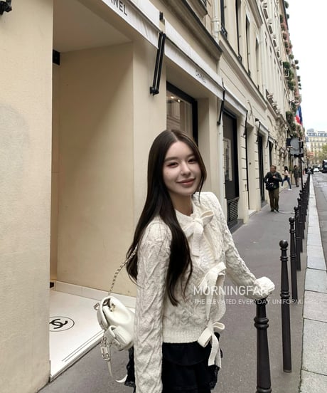Feminine Lace-up knit Cardigan