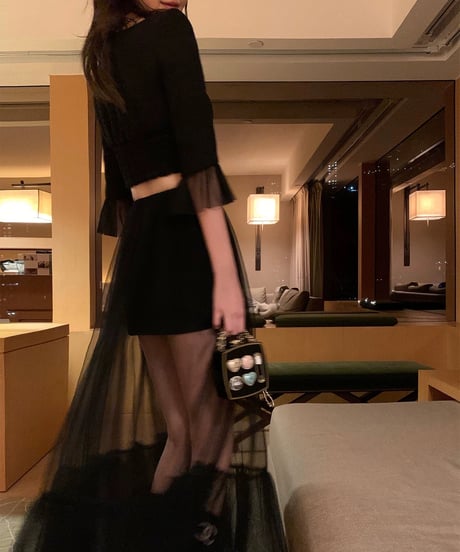 Black Swan Skirt【※在庫あり5日以内配送】