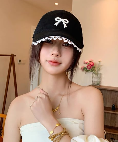 Lace Embroidery Cap