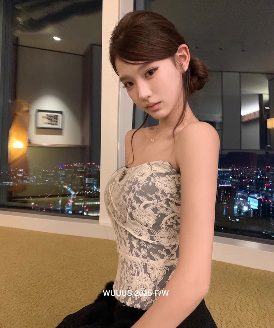 6959f8d93097d7fa396b7c7f