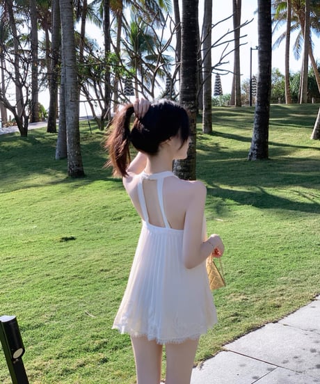 Chiffon Halter Neck Dress