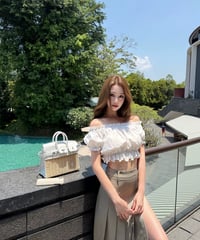 Pleats Slit Long Skirt
