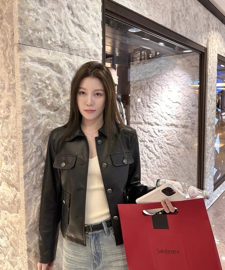 Feminine PU Leather Jacket