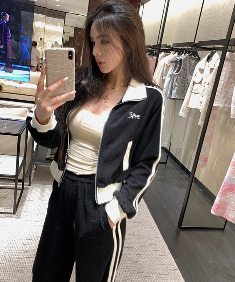 Sporty Jersey Setup | glancetokyo
