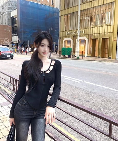 Spider Knit Sleeve