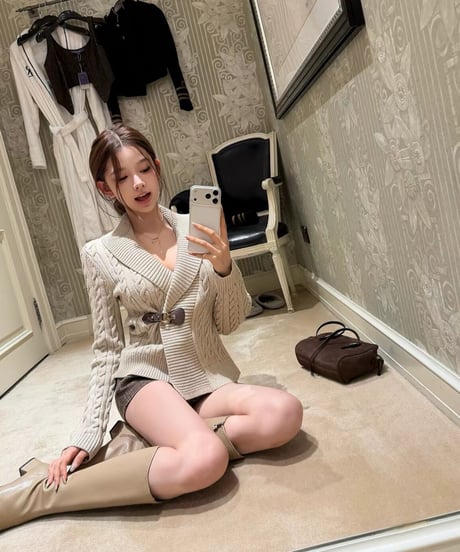 Buckled Cable-Knit Cotton Sweater 【※在庫あり5日以内配送予定】