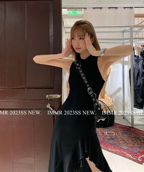 frill No sleeve OP