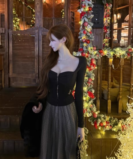 Elegant Mesh Pleate Long Skirt