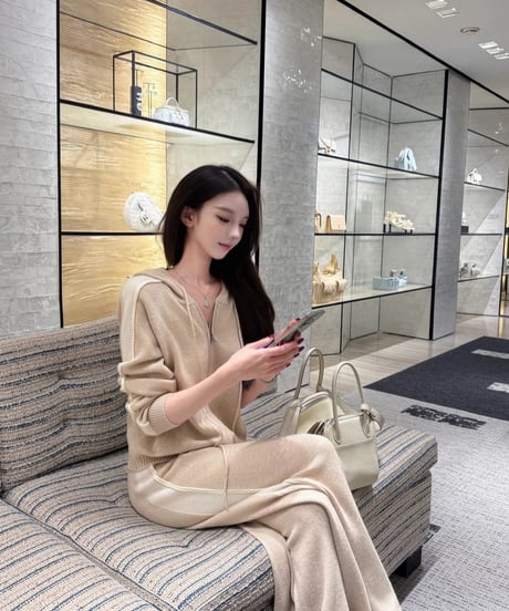 Cashmere Knit Setup