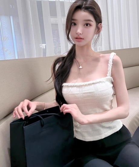 Elegant Webbing Knit Vest