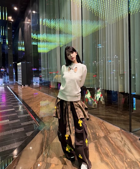 Ribbon Hollow Knit Sweater