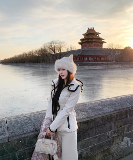 Contrast Lightweight Down Jacket