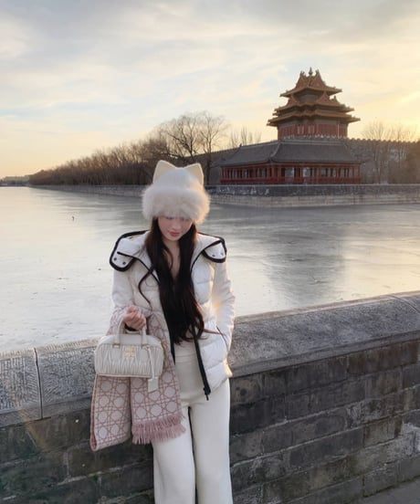 Contrast Lightweight Down Jacket