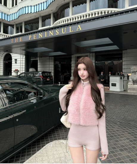 Pink fur Knit Setup