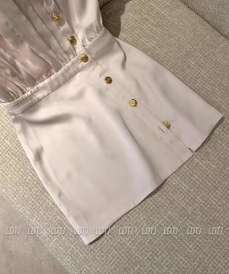 Elegant Pleats OP