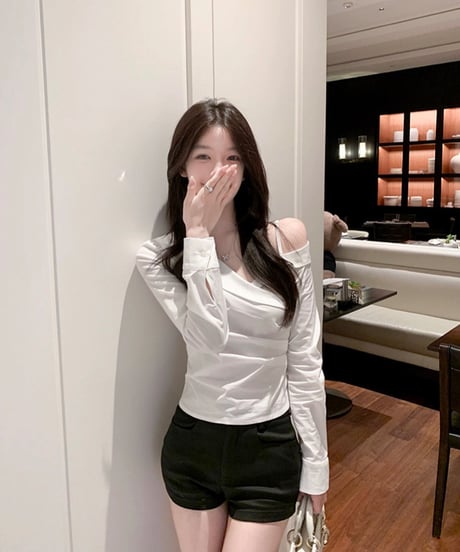 One Shoulder Strap Shirt