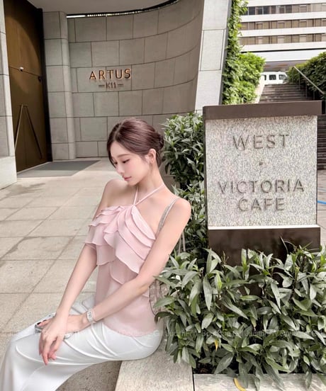 Frilled Halter Neck Top【Pink】
