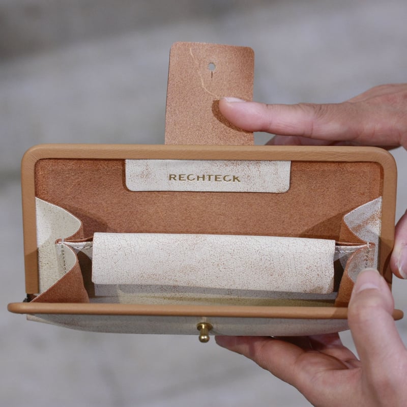 定価以下！！　M.U.L フラットロングウォレット　ホワイトヌバック　【新品】 フレームウォレット・LONG」オフホワイト x ベージュ | RECHTECK