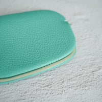 「スナップウォレット・M」エメラルドグリーン