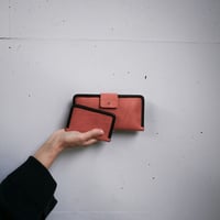 frame card case 「革巻きフレーム の名刺ケース」camel x black
