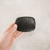 「スナップウォレット・S」型押しブラック