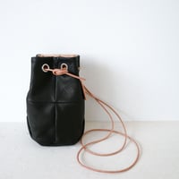 tile lantan bag  「手のりサイズの２way巾着バック」black