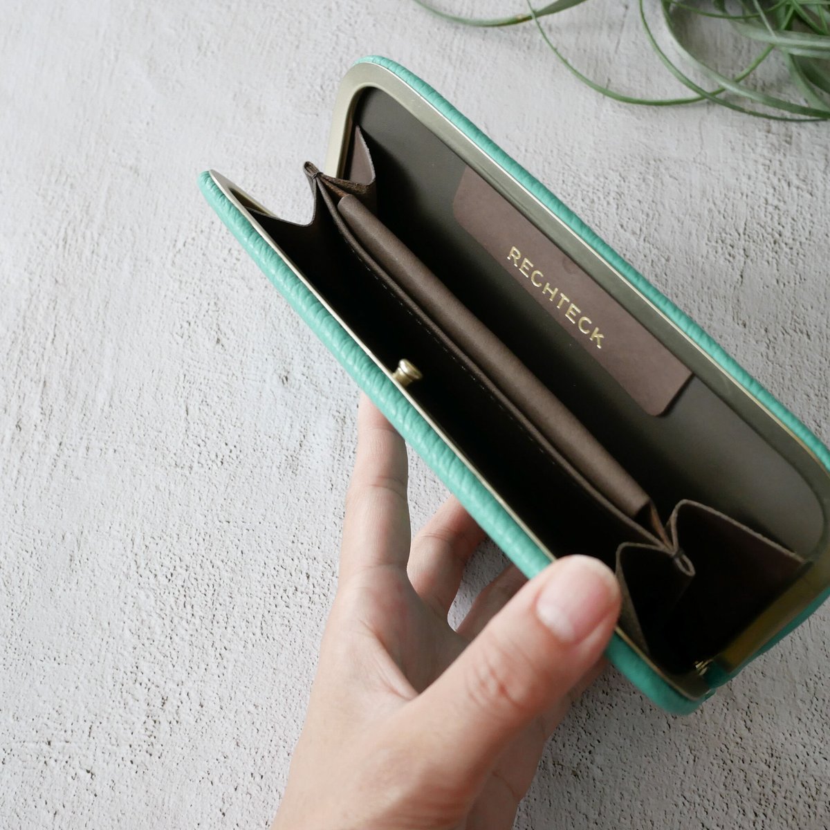 スナップウォレット・LONG」エメラルドグリーン | RECHTECK