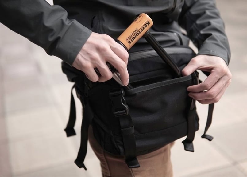 アクセサリー HYNOW DUCK PACK khaki ボディバッグ【DUCK PACK】｜HYNOW（ハイノウ）｜TOKYOlife