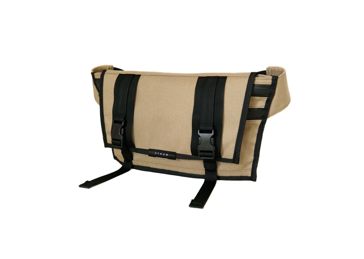 HYNOW 小型メッセンジャーバッグ　LOG LOG