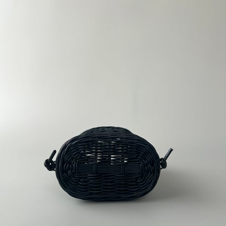 so/et／yura／BLACK