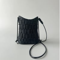 so/et／yura／BLACK