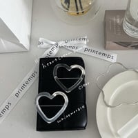 heartcreambrooch whitemarble